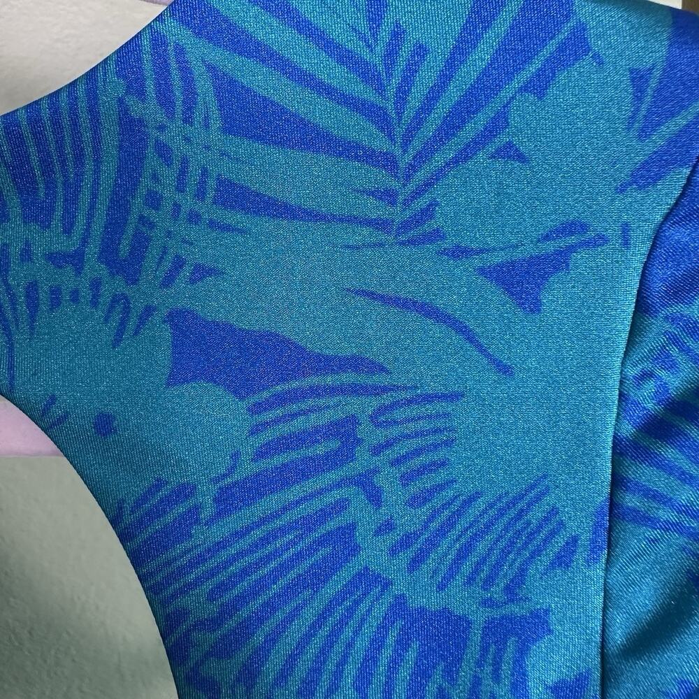 Victoria Secret swimsuit New w Tags Women M long sleeve Blue green tropical - Picture 6 of 12